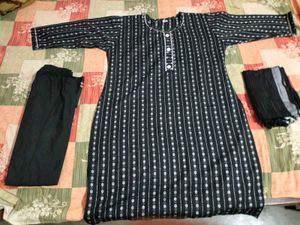 Black &amp; White Printed Kurta Set