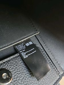Chic Black Handbag