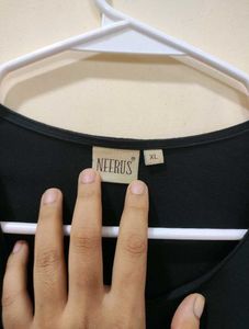 Neerus Elegant Black Embroidered Kurta