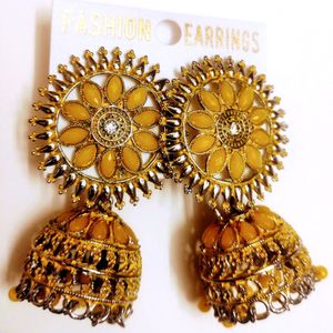 Earrings, Jhumke, Golden colour, Standard