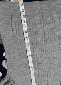 Gray Knit Pullover Sweater semi woolen