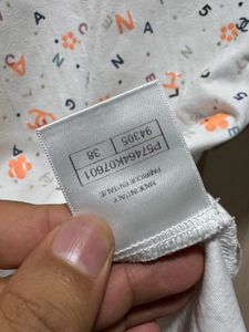 Chanel 2000s White Short Sleeve TShirt