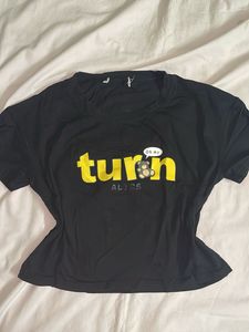cropped graphic baby tee