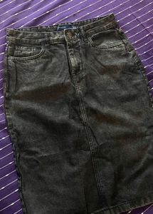 TokyoTalkies Charcoal Midi Denim Skirt For Women