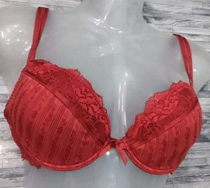 34 D Padded Look 🥰