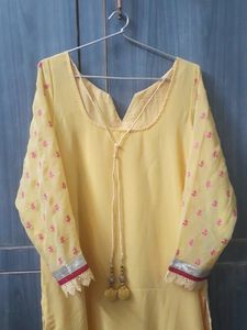 Beautiful Embroidery Suit Pant With Duptta