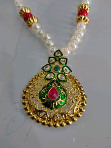 Mahrani Necklace Set