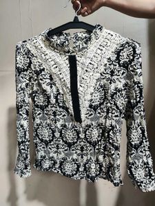 Patterned Long Sleeve Top
