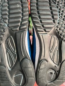 Sports Shoes