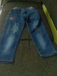 4  jeans pant