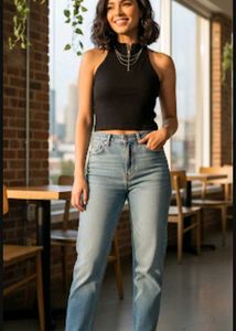 Black Zip-Up Crop Top