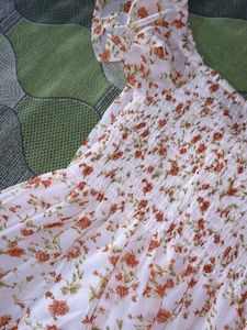 Cute sweet heart neck top