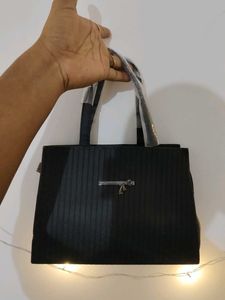 Elegant Black Handbag
