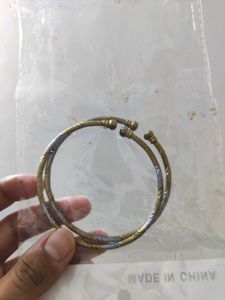 Gold And Silver Textured Adjustable Bangles