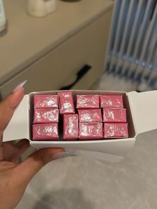 Liner -220 per piece/Pink colour/ 1 piece