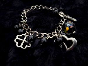 Charm Bracelet with Heart &amp; Clover