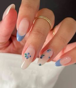 Savana Urbanic Floral Press-On Nails