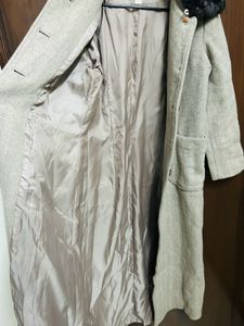 Elegant Beige Trench Coat with detachable fuax fur