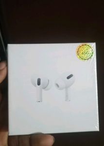Earbuds With Wireless Charger Case
