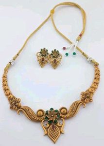 Stylish Fashion Jewellety Set For  Women And girls
