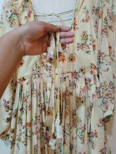 Ethnic Floral Print Gown 💓