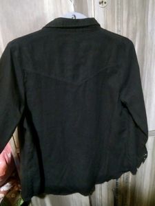 Classic Black Denim Jacket - Timeless Style