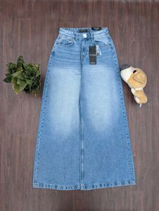 SUPER BAGGY JEAN