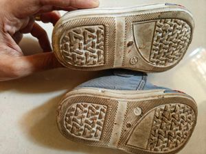 Baby Girl Shoes - Size 4