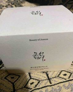 The Beauty of Joseon glow mask