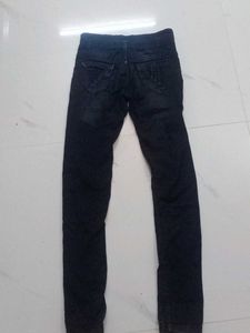 Stripped Jeans