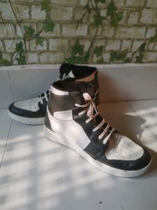 AIR Shoes