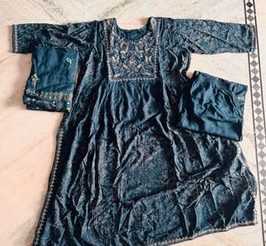 Nyra Cut Suit