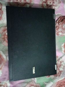 Dell Laptop - Reliable and Ready to Work!