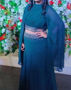 crop top with long skirt