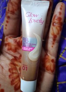 Just Herbs &amp; Glow &amp; Lovely Makeup Bundle