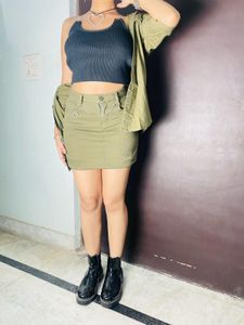 Chain crop Top