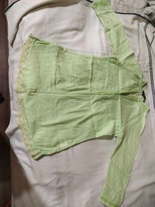 A Short  Kurti, T Shirt For Girls.