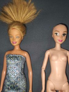 Two Barbie Dolls bundel