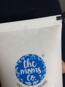The Moms Co Natural Vitamin C Face Wash