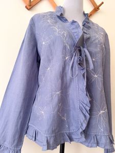 FLORAL EMBROIDERY LINEN SHRUG