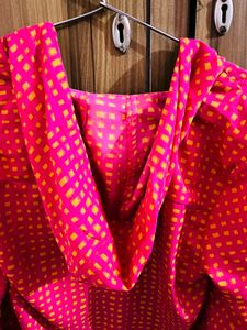 Beautiful Shirt Top With Hood 😍