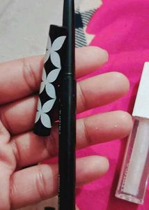 Combo Lip Gloss And Eye Pencil