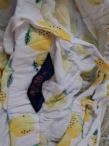 Cute Lemon Print Shorts