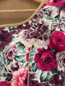 Floral padded blouse