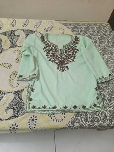 Beautiful Kashmiri Top 💚