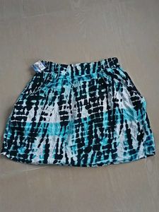 H&M Skirt With Tag