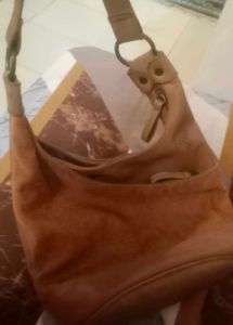 It&#39;s A Medium Sized Branded(Baggit) Purse. Like Ne