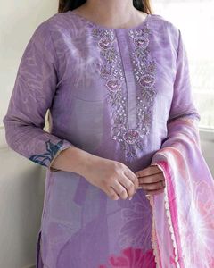 Lavender Colour Chinnon Luxury Suit Set