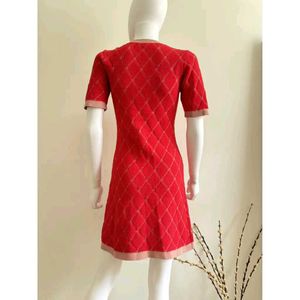 Chic Red Patterned Mini Dress