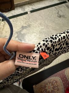 Tiger Print Regular Round Neck Top With Zip